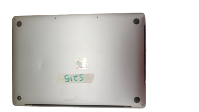 Macbook Pro A1990